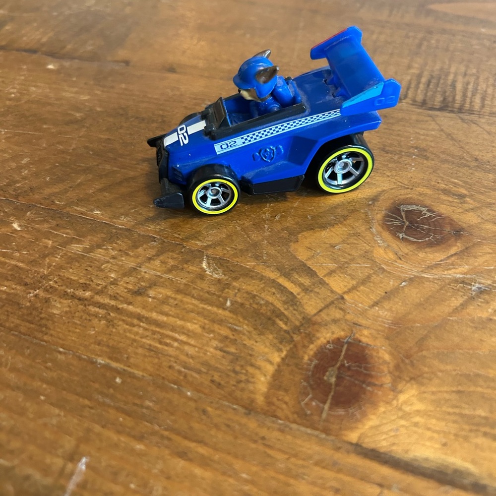 Paw Patrol Ready Race Rescue True Metal Chase Exclusive Diecast Car as is